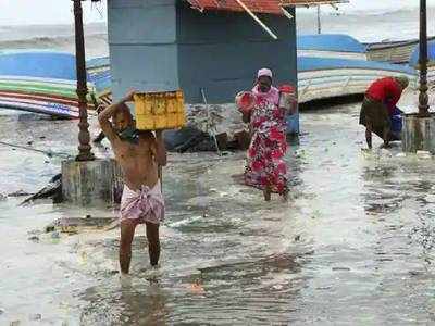 ഗുജറാത്തിൽ ടൗട്ടെ ചുഴലിക്കാറ്റ് ദുർബലമായി; വ്യാപകനഷ്‌ടം, മാറ്റി പാർപ്പിച്ചത് രണ്ട് ലക്ഷം പേരെ