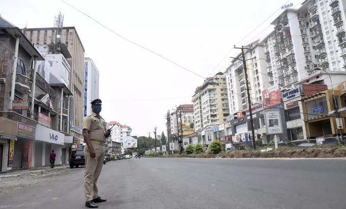 ലോക്ക് ഡൗണില്‍ ഇളവ് ഇപ്പോഴില്ല