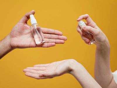Coronavirus Prevention : जानलेवा कोरोना वायरस से बचने के लिए खरीदें ये Hand Sanitizers