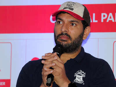 Yuvraj Singh Takes A Dig On Selectors: टेस्ट क्रिकेट में लगातार मौके नहीं मिलने से नाराज युवराज सिंह, दिया कड़वा जवाब