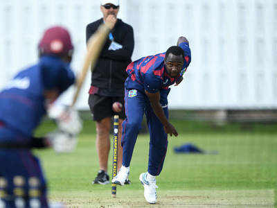 Marquino Mindley COVID-19 Positive: वेस्टइंडीज के तेज गेंदबाज मिंडले कोविड-19 पॉजिटिव, ट्रेनिंग कैंप रोका गया