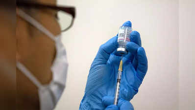 covid vaccine : धोरणात गुरफटली लस खरेदी! फायजर, मॉडर्नाचा राज्यांना नकार; केंद्र सरकारच्या संपर्कात
