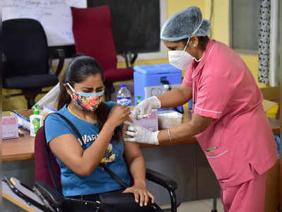 On spot vaccination registration: केंद्र व राज्य के बीच में फंसा मामला, गाजियाबाद में 18+ कोविड वैक्सीनेशन के लिए नहीं हो रहा ऑन स्पॉट रजिस्ट्रेशन