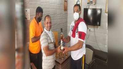 शिवसेना नगरसेवक ने बांटी शराब! पुलिस और एक्साइज विभाग में शिकायत दर्ज
