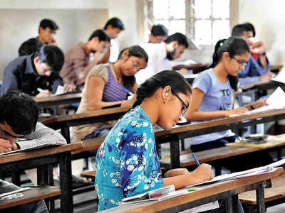 CBSE 12th Exam 2021: कधी होणार बारावी परीक्षा? कोणत्या राज्याची काय भूमिका?