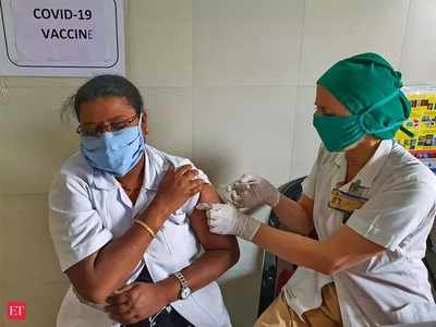 Covid-19 Vaccination Helpline Number: এবার একটা ফোনেই কোভিড টিকাকরণ! কী ভাবে? জানুন