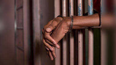 UP Jail News: यूपी में कोरोना के बीच 21 कैदियों ने पैरोल लेने से किया इनकार, कहा- जेल में हैं ज्यादा सेफ
