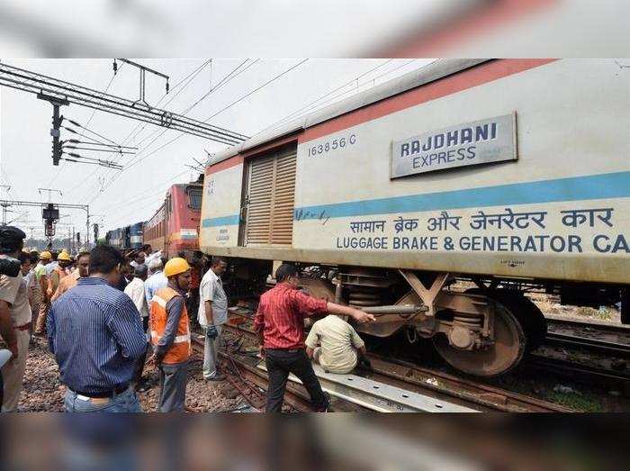 indian railway freight-train-runs-at-99kmph-pips-rajdhanis-in-average-speed
