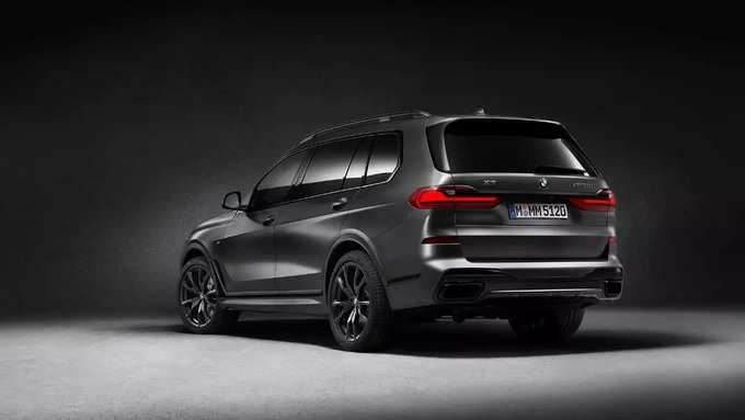 ​​bmw x7 m50d dark shadow