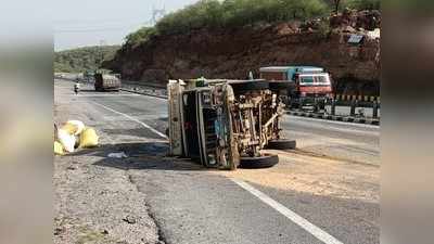 Gwalior Accident News: गेहूं से लदा लोडिंग वाहन पलटने से 5 लोगों की मौत, मरने वालों में एक ही परिवार के तीन सदस्य, दो बच्चे भी शामिल
