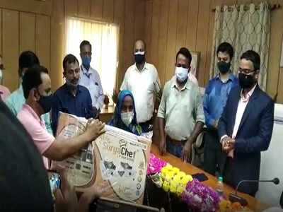 Bihar News: शिवहर के डीएम की अनोखी पहल- कोरोना का टीका लगवाओ, इनाम पाओ, लकी ड्रा में भोला प्रसाद को मिला 1 ग्राम सोना