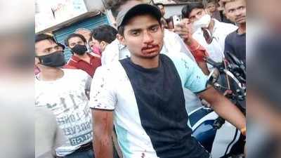 Gwalior में पुलिस की गुंडागर्दीः मास्क के लिए युवक की पिटाई से गुस्साए लोग, पुलिस कर्मियों के साथ की धक्का-मुक्की