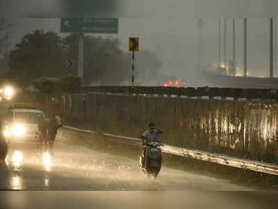 Weather in Uttar pradesh: यूपी के कई जिलों में ऑरेंज अलर्ट...लखनऊ, कानपुर, प्रयागराज..जानें कहां रहेगा कैसा मौसम