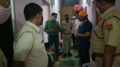 अलवर: पुलिस कर रही थी आरोपी बिल्डर की VVIP खातिरदारी, अचानक पहुंच गए MLA साहब,  SHO सहित 5 पर गिरी गाज