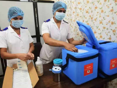 Noida News: अनलॉक के साथ ही घट रहे कोरोना मरीज, वैक्सिनेशन में जुटा जिला प्रशासन