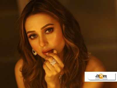 হট অবতারে Mimi Chakraborty! সোশ্যাল মিডিয়ায় বাড়ছে উষ্ণতার পারদ