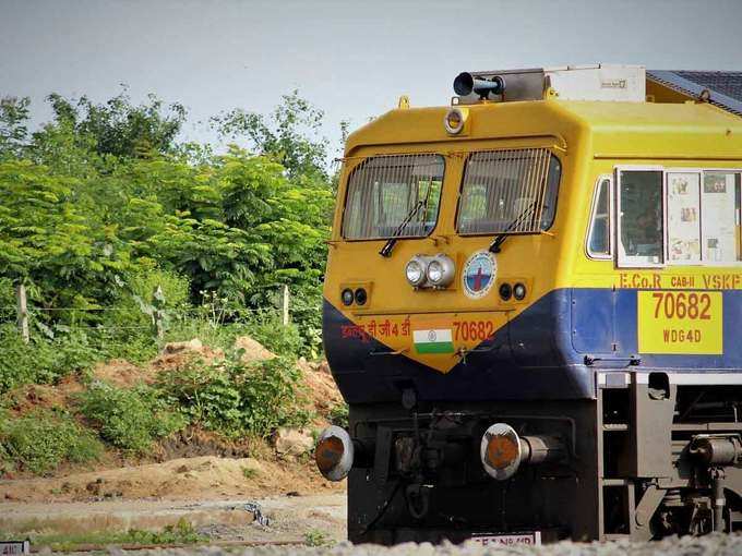 फिलहाल दिल्ली और कोलकाता के लिए चलेगी किसान रेल