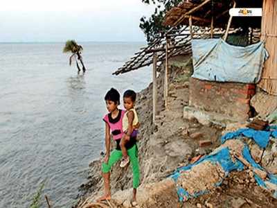 ত্রাণ বিলির চাপে বিশৃঙ্খলা মৌসুনিতে, কড়া প্রশাসন