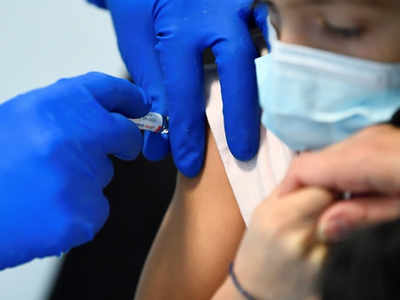 सुरक्षा की चिंता ही नहीं, अमेरिका में आधे से ज्यादा लोगों ने सुई के डर से नहीं लगवाई Coronavirus Vaccine