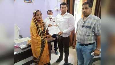 Hamirpur News: हमीरपुर में लॉटरी से जेठानी ने देवरानी को हराया, जीरो वोट पाने वाली महिला को प्रमाणपत्र देने पर हंगामा