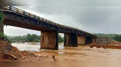 ಏರ್‌ಪೋರ್ಟ್‌ ಸಂಪರ್ಕಿಸುವ ಮರವೂರು ಬ್ರಿಡ್ಜ್‌ ಕುಸಿತ; ತಿಂಗಳ ಹಿಂದೆಯೇ ಎಚ್ಚರಿಸಿದ್ದರು ಸಾಮಾಜಿಕ ಕಾರ್ಯಕರ್ತ!