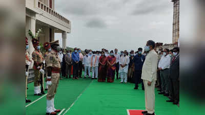 యాదాద్రి లక్ష్మీ నరసింహస్వామి సేవలో సీజీఐ దంపతులు