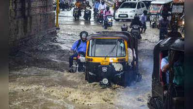 Mausam Uttar pradesh: यूपी में मॉनसून मेहरबान, कई जिलों में झमाझम से राहत तो कहीं बारिश बनी मुसीबत