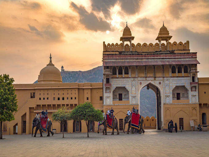 आमेर का किला - Amber Fort In Hindi