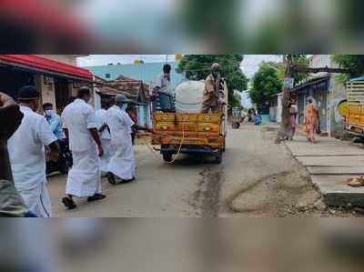 வீதியில் இறங்கிய பாமக எம்எல்ஏ; நினைத்து பார்க்காத மக்கள்!