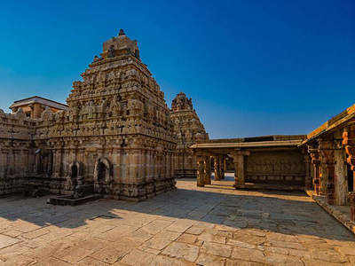 यहां हैं 1000 साल पुराने मंदिर, जिनकी खूबसूरती में अभी भी नहीं आई है कोई कमी
