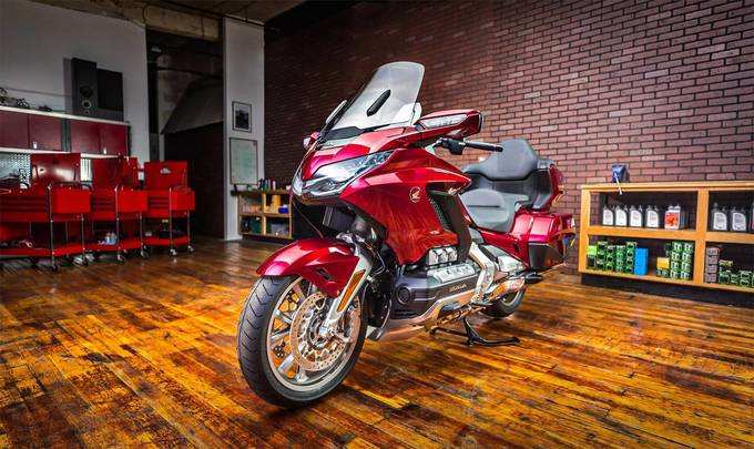 2021 होंडा Goldwing Tour इंजिन :-