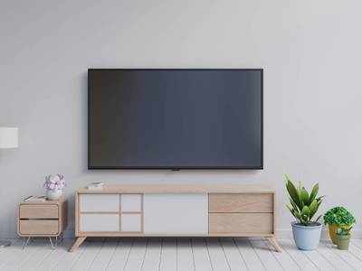 Smart Tv At Amazon : लेटेस्ट फीचर्स वाली इन 5 Smart TV में आपको मिलेगा बहुत कुछ खास