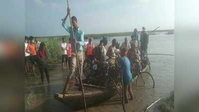 Kushinagar boat rescue: घनघोर अंधेरा... बाढ़ से उफनती नदी में बहती रहीं 150 जिंदगियां, गांववालों की सूझबूझ से बची जान