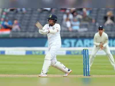 ભારતીય મહિલા ક્રિકેટર શેફાલી વર્માએ રચ્યો ઈતિહાસ, ઈંગ્લેન્ડ સામે નોંધાવ્યો આ રેકોર્ડ