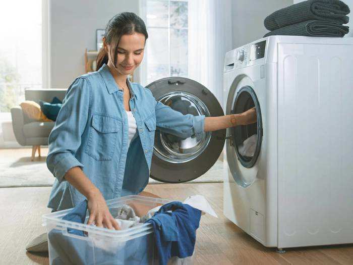 Automatic Washing Machines : जिद्दी दाग-धब्बों को पलक झपकते साफ कर देती हैं ये वॉशिंग मशीन, कीमत भी है कम
