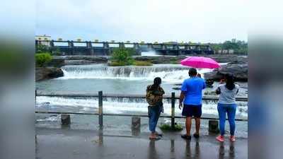 पुण्यात पर्यटकांनी दिवसभरात भरला ४७ हजार रुपयांचा दंड