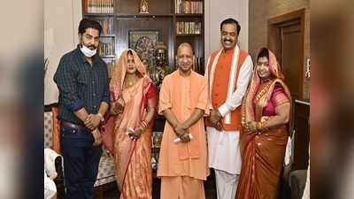 UP bjp politics: केशव मौर्या के घर से आई योगी की मुस्कुराती तस्वीर, चुनाव से पहले UP बीजेपी में सब चंगा सी?
