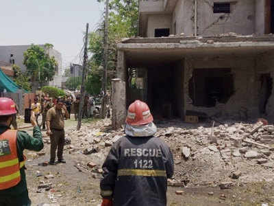 दहशतवादी हाफिज सईदच्या घराजवळ स्फोट; १५ जखमी, दोन ठार