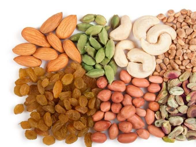 ​नट्स और सूखे मेवे (Nuts and dry fruits)