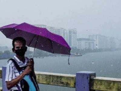 ശക്തമായ മഴ തുടരും; രണ്ട് ദിവസം വിവിധ ജില്ലകളിൽ യെല്ലോ അലേർട്ട്