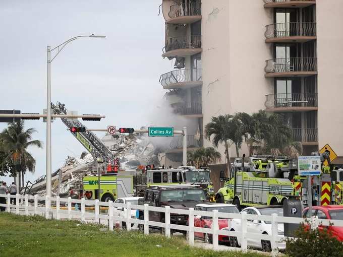 Residential building collapse in South Florida (2).