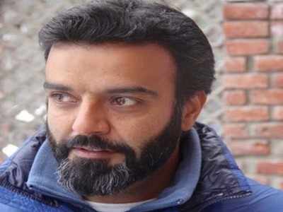Jammu Kashmir: पीएम मोदी के साथ बैठक के बाद फारूक अब्दुल्ला की नैशनल कॉन्फ्रेंस में फूट! मेहदी ने दी पार्टी छोड़ने की धमकी