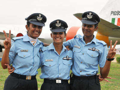 Join Indian Air Force: बारावीनंतर वायुदलात यायचंय? मग हे जाणून घ्या