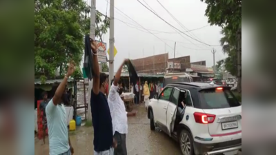 तेजस्वी यादव को उनके गढ़ राघोपुर में ही दिखाए गए काले झंडे, नेता प्रतिपक्ष ने कहा तीन महीने में गिर जाएगी नीतीश सरकार