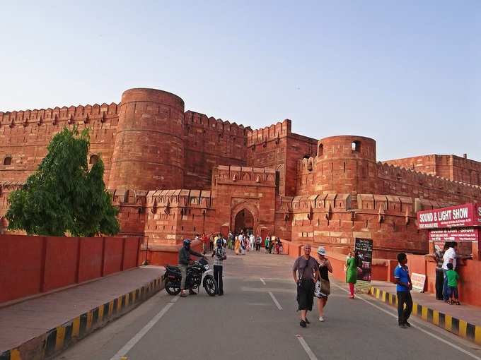 आगरा का किला, उत्तर प्रदेश – Agra Fort In Hindi