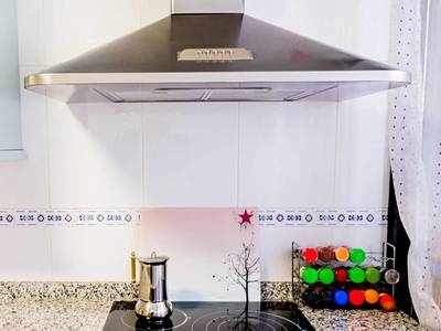 Electric Kitchen Chimney : इन Chimneys से अपने किचन को दें नया और मॉडर्न लुक, हानिकारक धुंए से भी मिलेगी मुक्ति