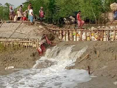 পুবালি বাতাস নেই, কোটালে ক্ষতি এড়াল উপকূল এলাকা