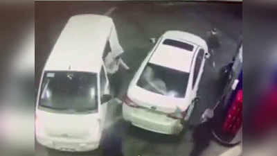 Robbery Video: शख्स ने ऐसा दिमाग लगाया कि लुटेरों को उल्टे पांव भागना पड़ गया
