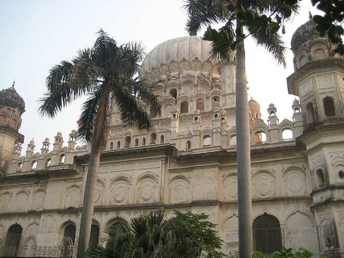 बहु बेगम का मकबरा - Bahu Begum Ka Maqbara, Ayodhya in Hindi