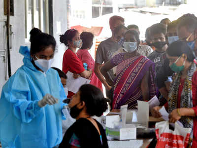 Coronavirus India Update : केंद्र का निर्देश, 10 प्रतिशत से ज्यादा संक्रमण दर वाले जिलों में सख्त फैसले लें राज्य